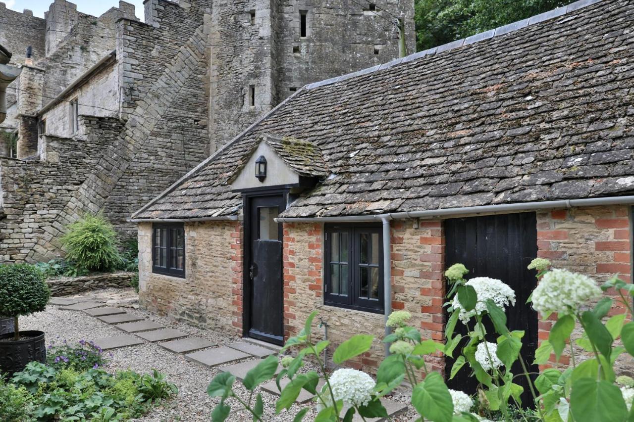 The Bothy Beverston Castle เทตบรี ภายนอก รูปภาพ