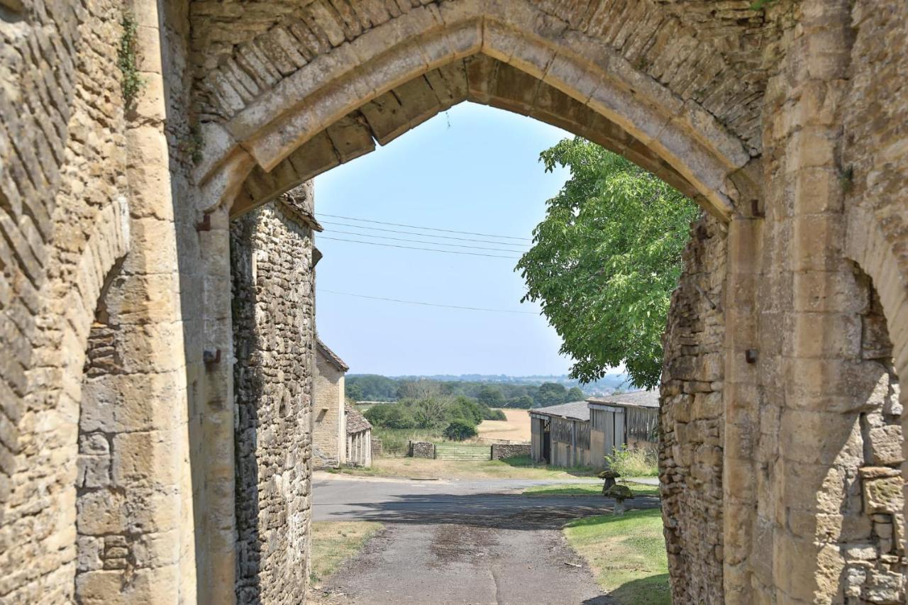 The Bothy Beverston Castle เทตบรี ภายนอก รูปภาพ
