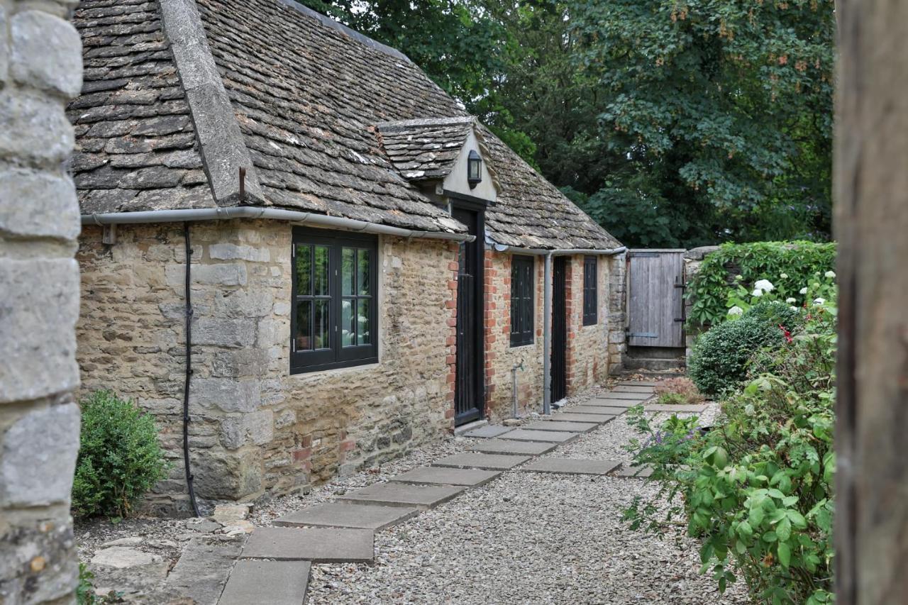 The Bothy Beverston Castle เทตบรี ภายนอก รูปภาพ